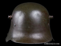 An M17 Combat Helmet - Size 60