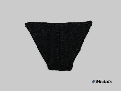 germany,_s_s._a_waffen-_s_s_m43_field_cap_insignia_for_panzer_troops,_battlefield_retrieval_e_medals__g63008_3