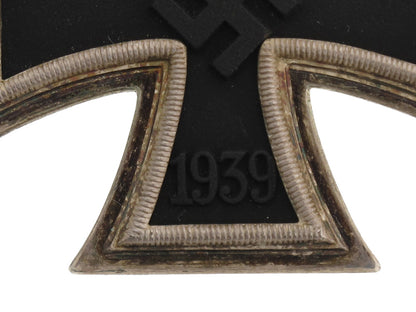 knight’s_cross_of_the_iron_cross1939,_gra35007