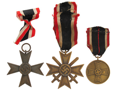 group_of_war_merit_awards_gra36080001
