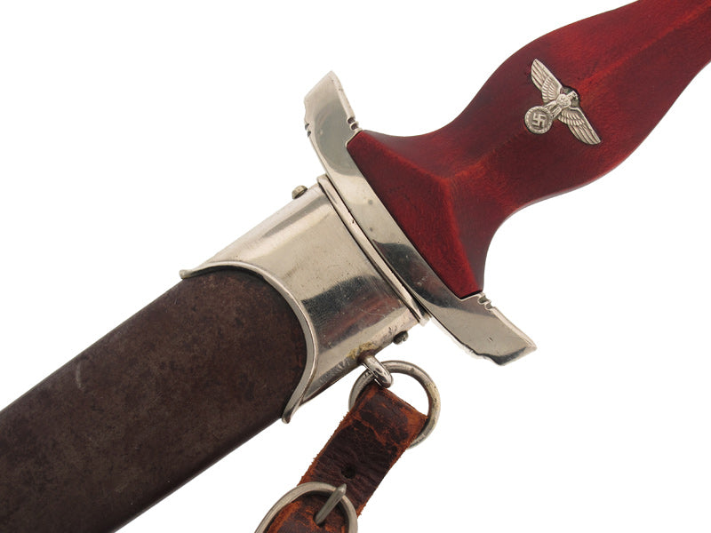 sa_dagger-_partial_rã¶_hm_inscription_gra36100002