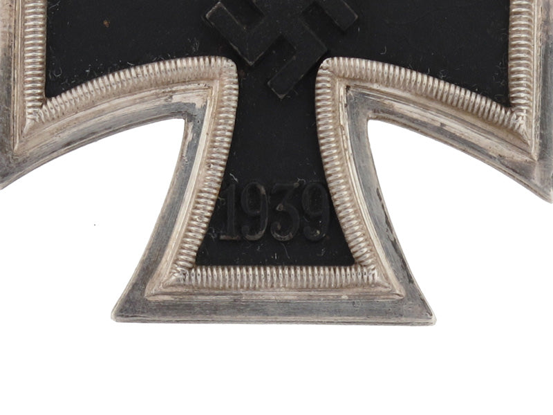 knight's_cross_of_the_iron_cross-_juncker#2_gra3720d