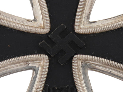 knight's_cross_of_the_iron_cross-_juncker#2_gra3720f