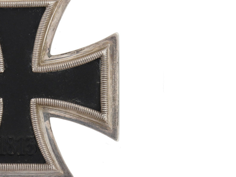 knight's_cross_of_the_iron_cross-_juncker#2_gra3720h
