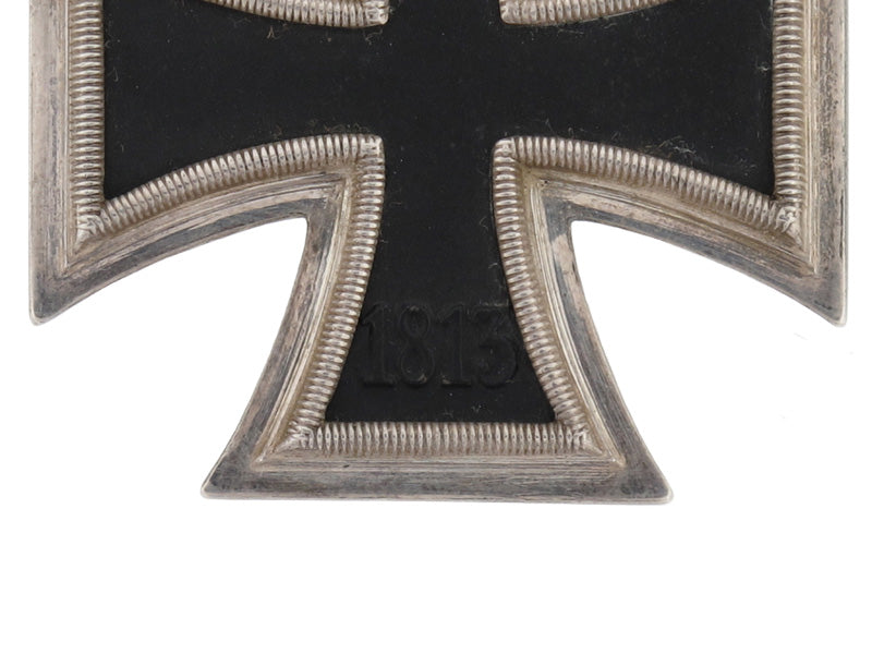 knight's_cross_of_the_iron_cross-_juncker#2_gra3720i