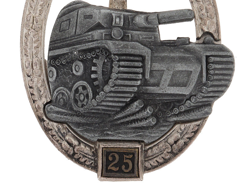 tank_badge”25”_gra40730003