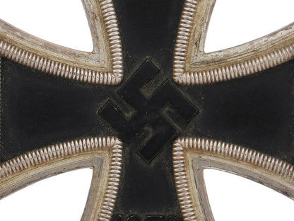 knight’s_cross_of_the_iron_cross1939_gra41080009