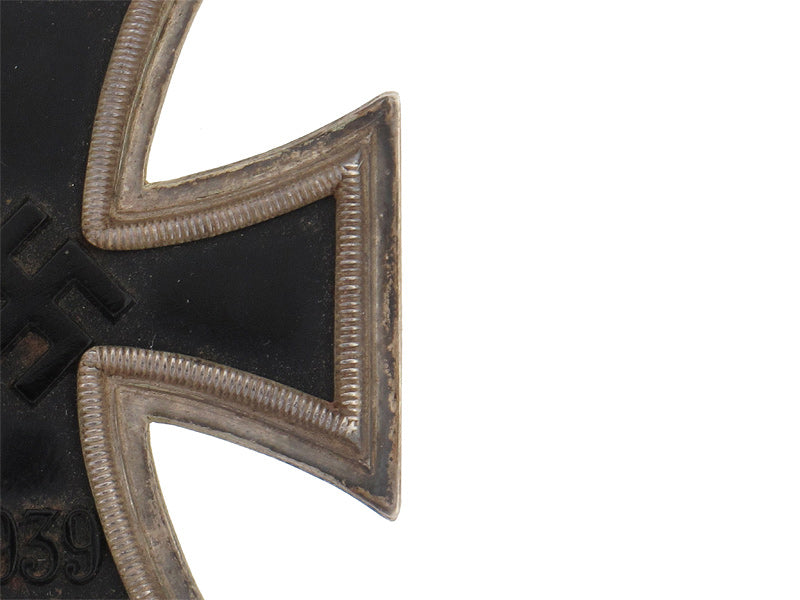 knight’s_cross_of_the_iron_cross1939_gra41390004