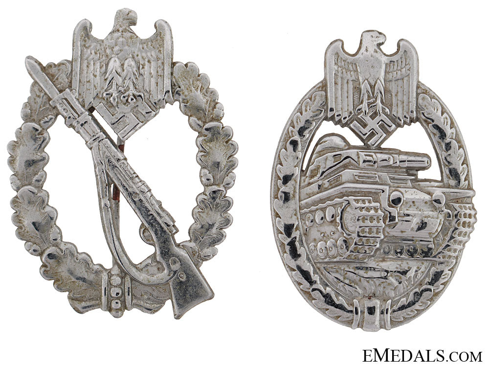 two_badges_grab4193