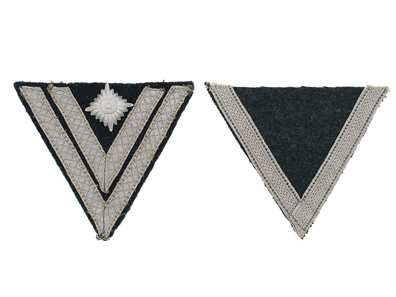 two_rank_insignias_graim4117