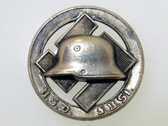 Stahlhelm Badge