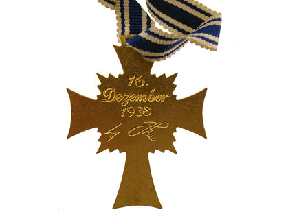 mother’s_cross_gold_grade_grc13673