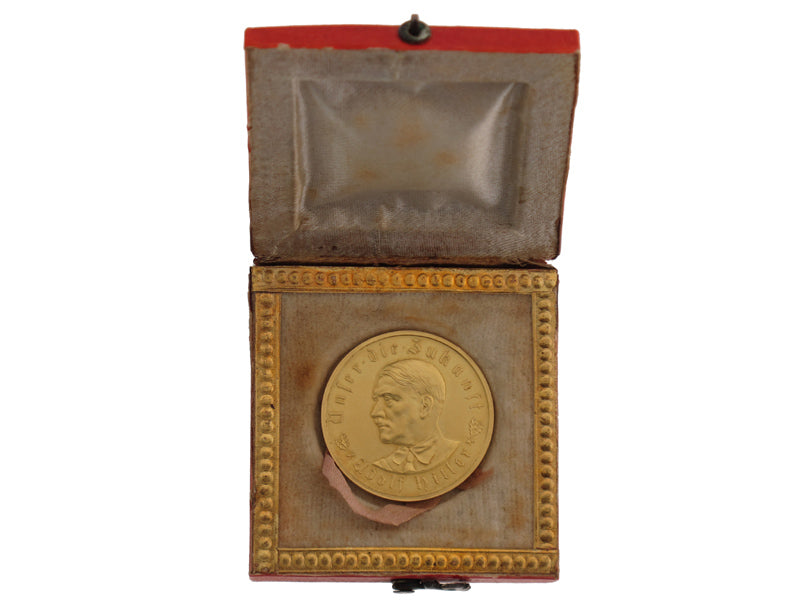 solid_gold_ah_medallion1933_grc15422