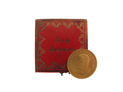 solid_gold_ah_medallion1933_grc15425