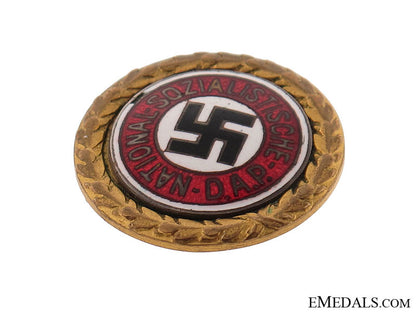 nsdap_golden_party_badge_grcn3738b