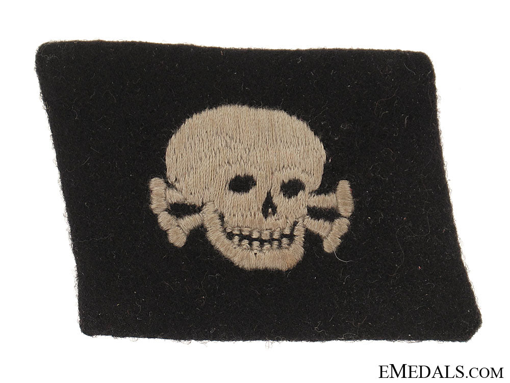 ss_em/_ncos_totenkopf_collar_tab_grcs4200