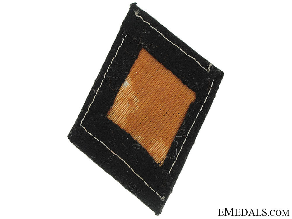 collar_tab_of_the13_th._waffen-_ss_mountain_division_handschar_grcs4210a
