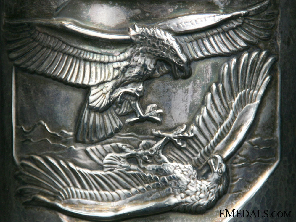 honor_goblet-_awarded_in1943_grlm1142ze
