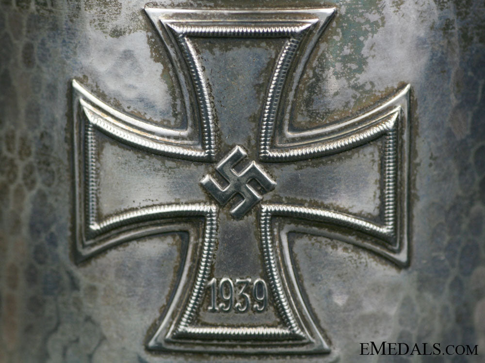 honor_goblet-_awarded_in1943_grlm1142zh