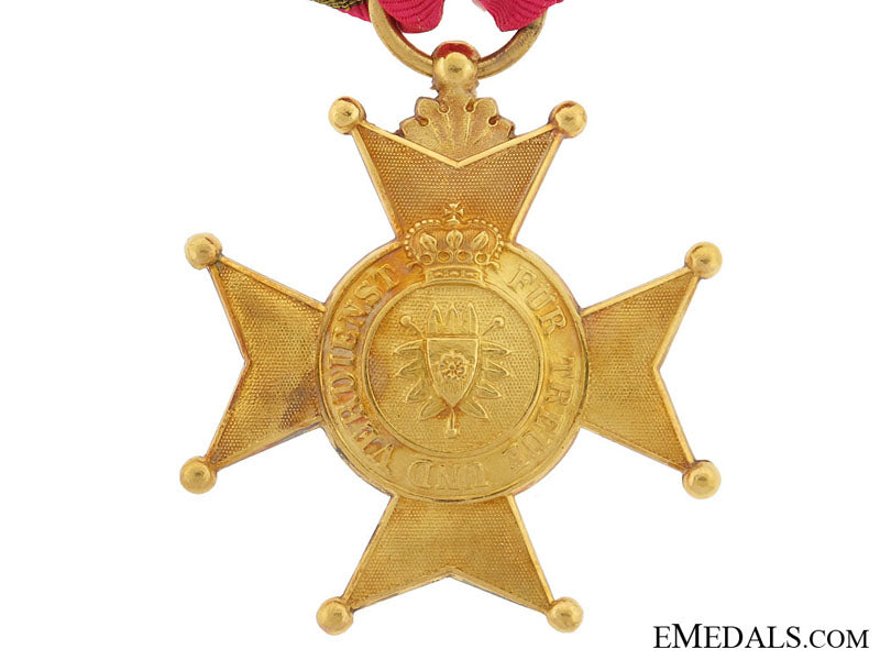 schaumburg-_lippe,_golden_merit_cross1869-1916_gsto1084d