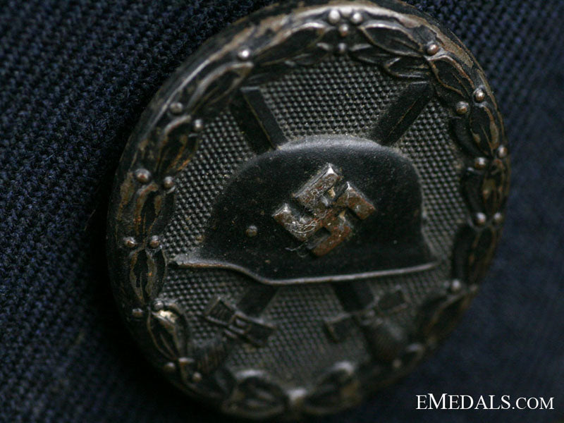 kriegsmarine_pea_coat&_cap_gu102g