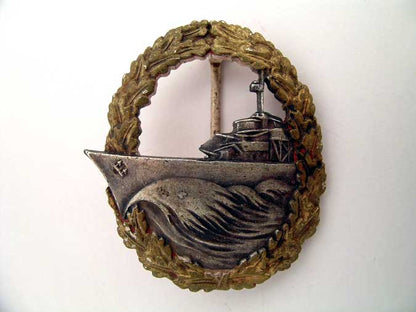 naval_destroyer_badge_gy141001