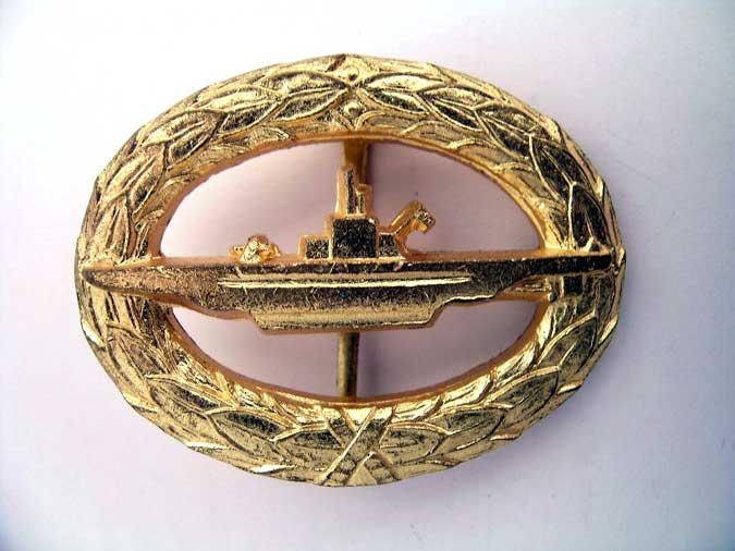 submarine_badge_gy142001