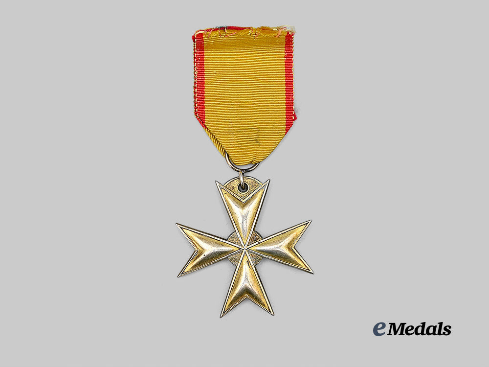 mecklenburg-_schwerin,_grand_duchy._an_order_of_the_griffin,_knight_e_medals__m0332-84_4