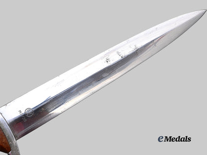 germany,_s_a._a_model1933_service_dagger,_with_hanger,_late-_issue_by_e.&_f._hörster_e_medals__g62897_9
