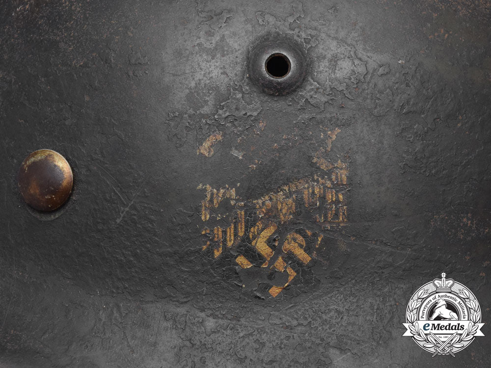 a_single_decal_m35_kriegsmarine_re-_issued_stahlhelm_by_eisenhüttenwerke_h_106