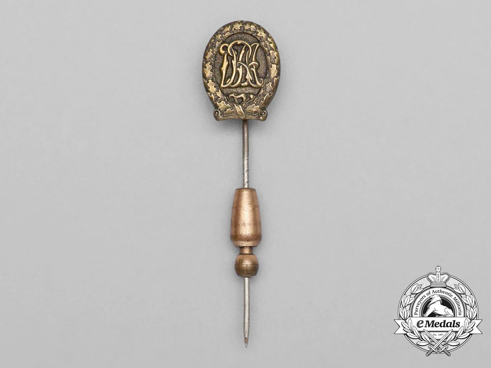 a_gold_grade_drl_sports_badge_miniature_stick_pin_by_christian_lauer_h_216_1_1