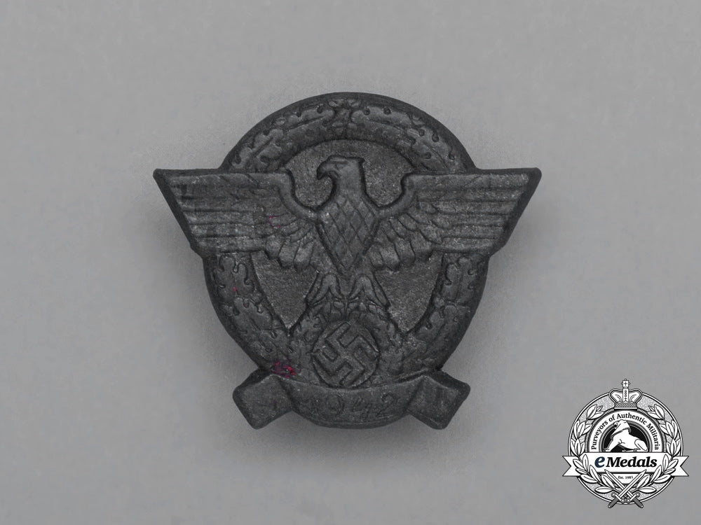 a1942_police/_gendarmerie_membership_badge_h_226_1