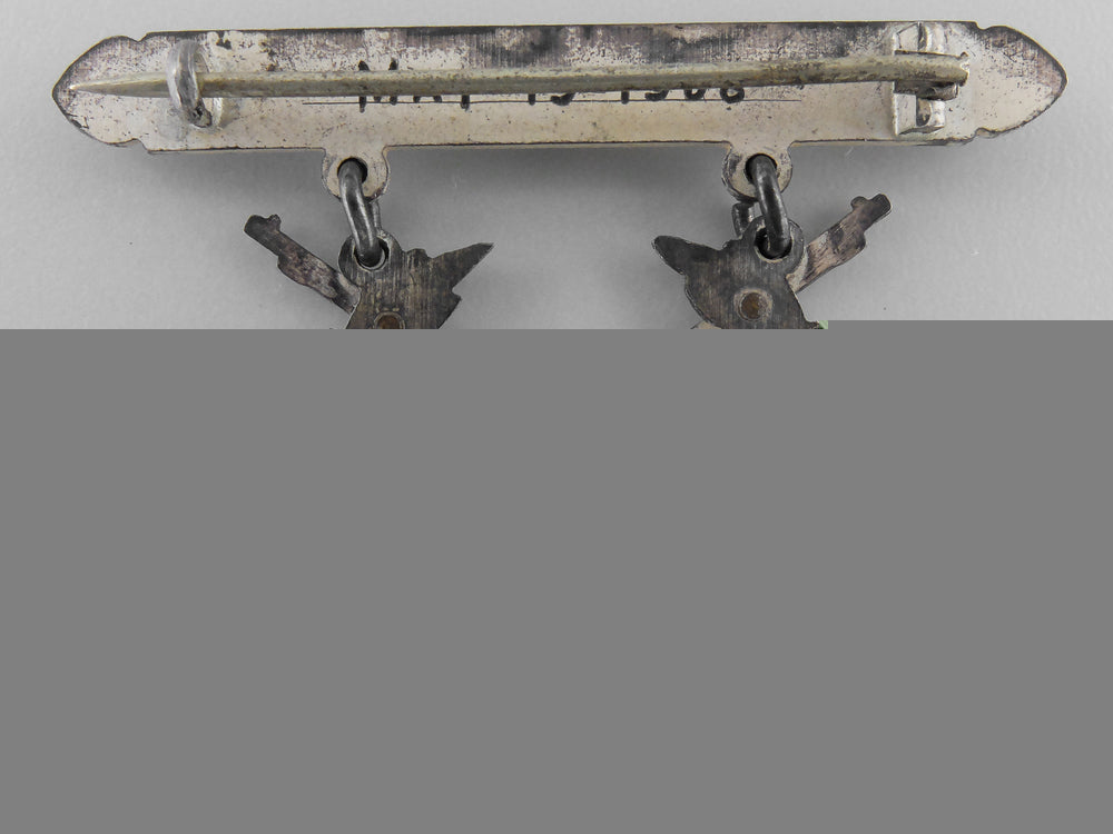 a_marine_corps_expert_rifleman_marksmanship_badge_named_to_private_wilfred_h._knoll_h_399