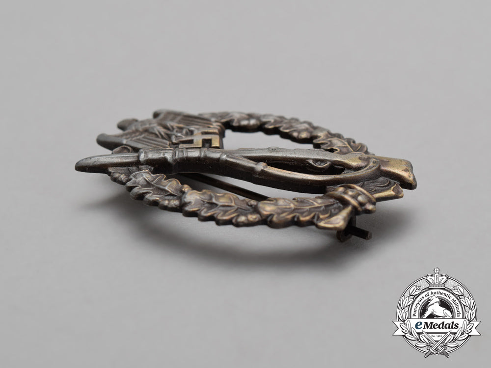 a_second_war_german_bronze_grade_infantry_assault_badge_by_ferdinand_wiedmann_h_402_1