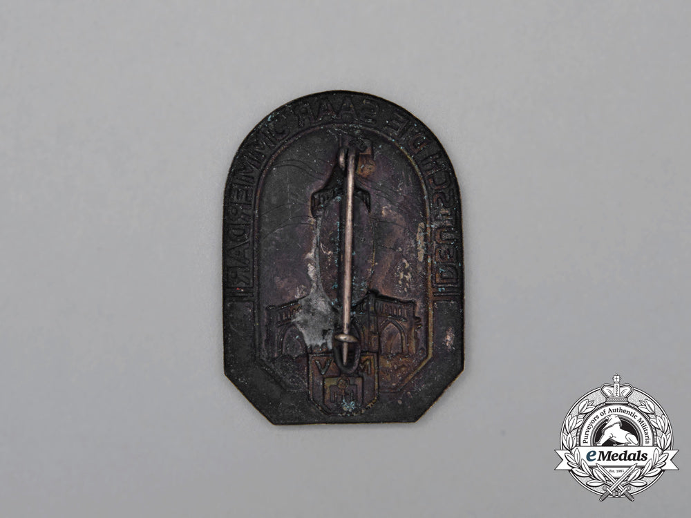 a_third_reich_period“_the_saar_is_german-_forever”_badge_h_623_1