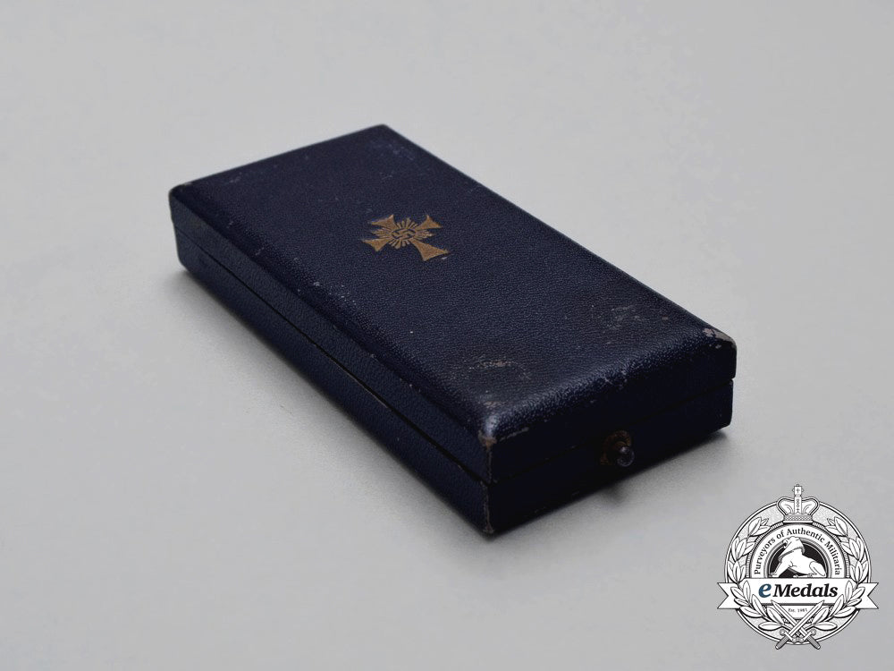 germany._a_gold_grade_cross_of_honour_of_the_german_mother_by_deumer_h_663_1_1