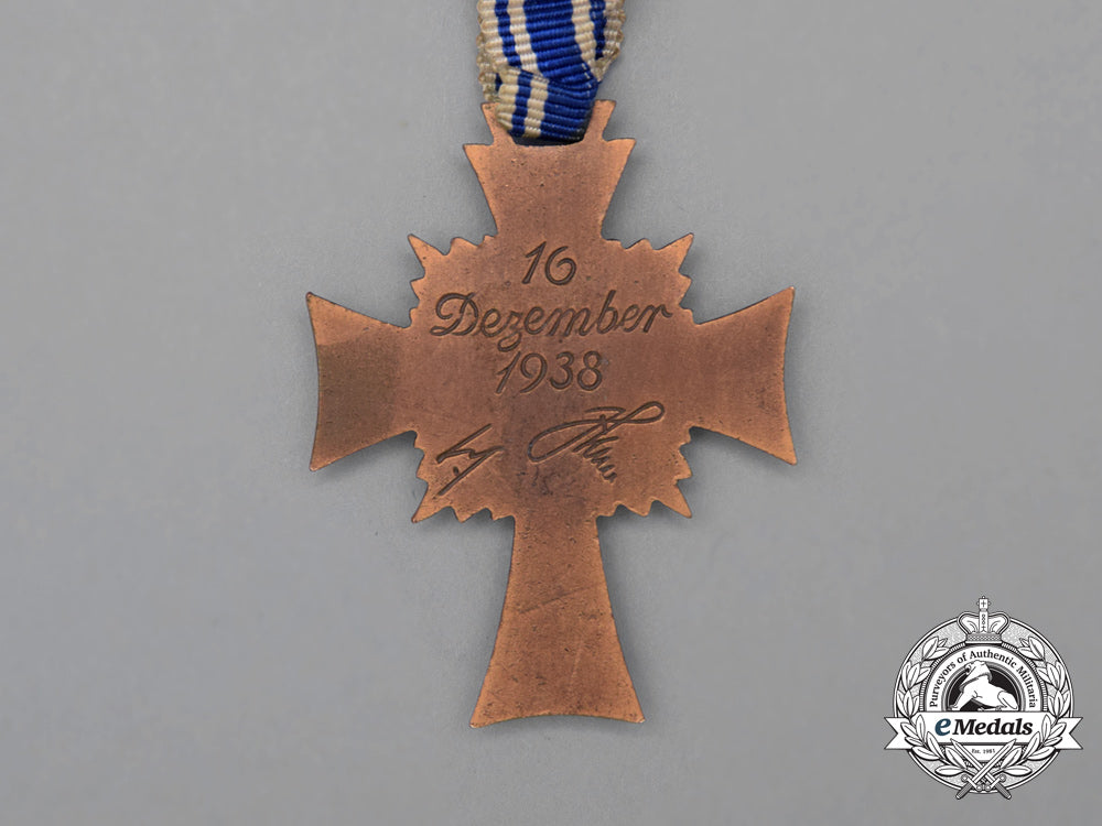a_cased_bronze_grade_cross_of_honour_of_the_german_mother_by_souval_h_679_1