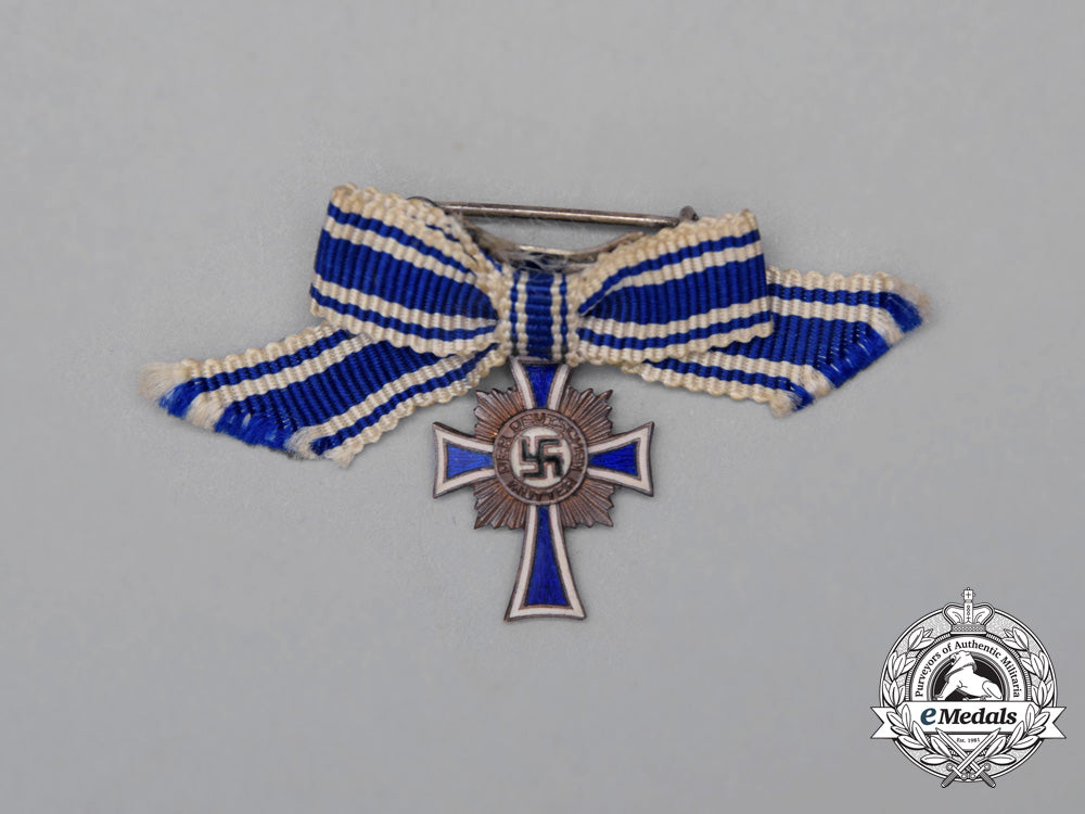 a_cased_bronze_grade_cross_of_honour_of_the_german_mother_by_souval_h_681_1