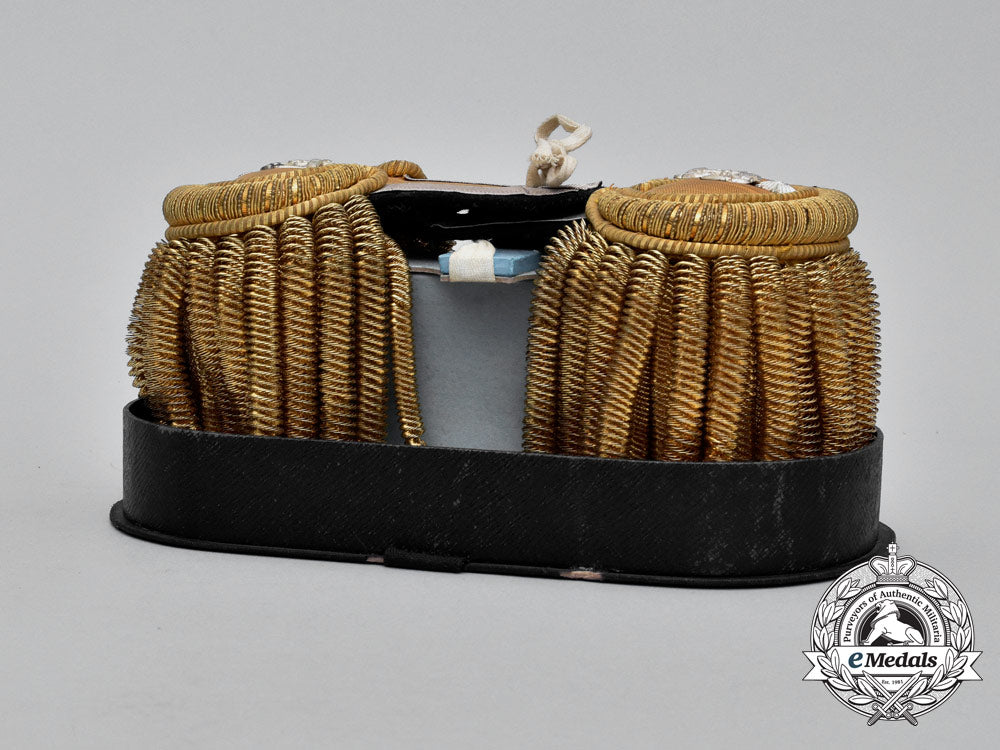 an_exquisite_cased_set_of_kriegsmarine_frigate_captain_epaulettes;_published_example_h_739_1