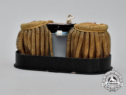 an_exquisite_cased_set_of_kriegsmarine_frigate_captain_epaulettes;_published_example_h_739_1