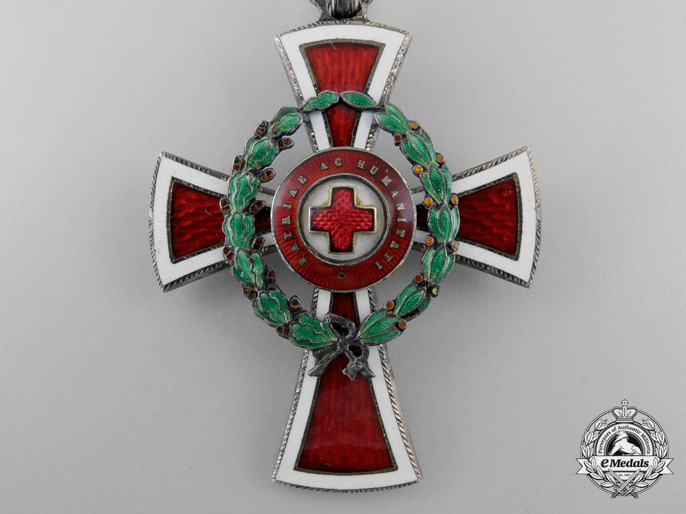 austria,_empire._a_red_cross_decoration,_i_class,_by_g.a.scheid_h_755_3