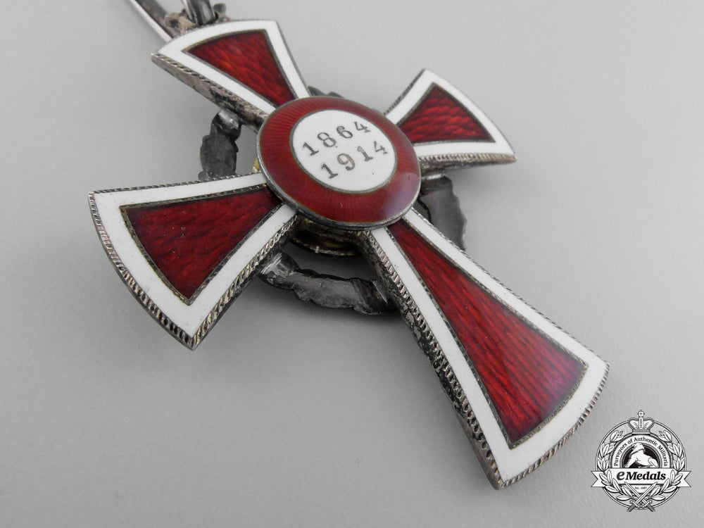 austria,_empire._a_red_cross_decoration,_i_class,_by_g.a.scheid_h_760_3