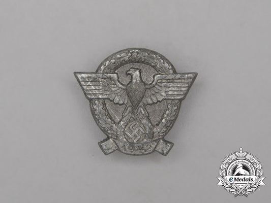 a1942_german_police/_gendarmerie_membership_badge_h_813_1