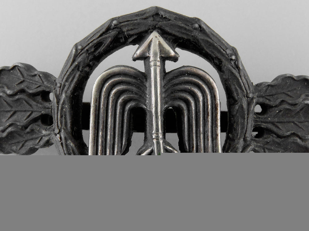 a_bronze_grade_luftwaffe_squadron_clasp_for_short_range_fighter_pilots_h_895