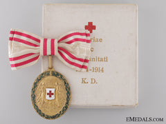 Honour Decoration Of The Red Cross; Merit Medal 1864-1914