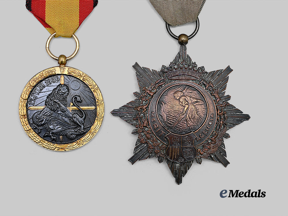 spain,_fascist_state._an_order_of_agricultural_merit_and_civil_war_medal_e_medals__m0625-119_3