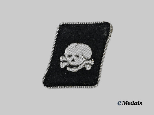 germany,_s_s._a_rare3rd_s_s_panzer_division_totenkopf_collar_tab_for_officer_ranks_e_medals__g63007_2