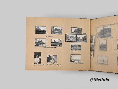 germany,_heer._a_private_wartime_photo_album_to_a_member_of_infanterie-_regiment475_e_medals__g61465_22