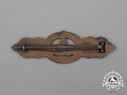 germany._a_bronze_grade_submarine_front_clasp_by_schwerin_i_030_1