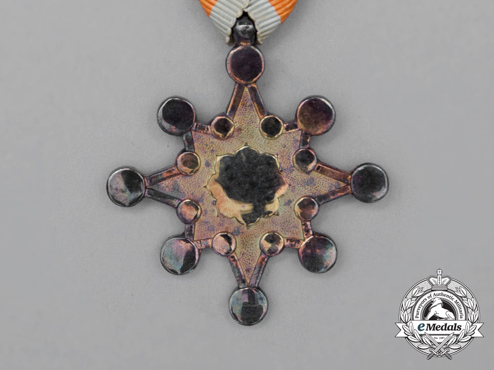 three_japanese_sacred_treasure_orders_i_218